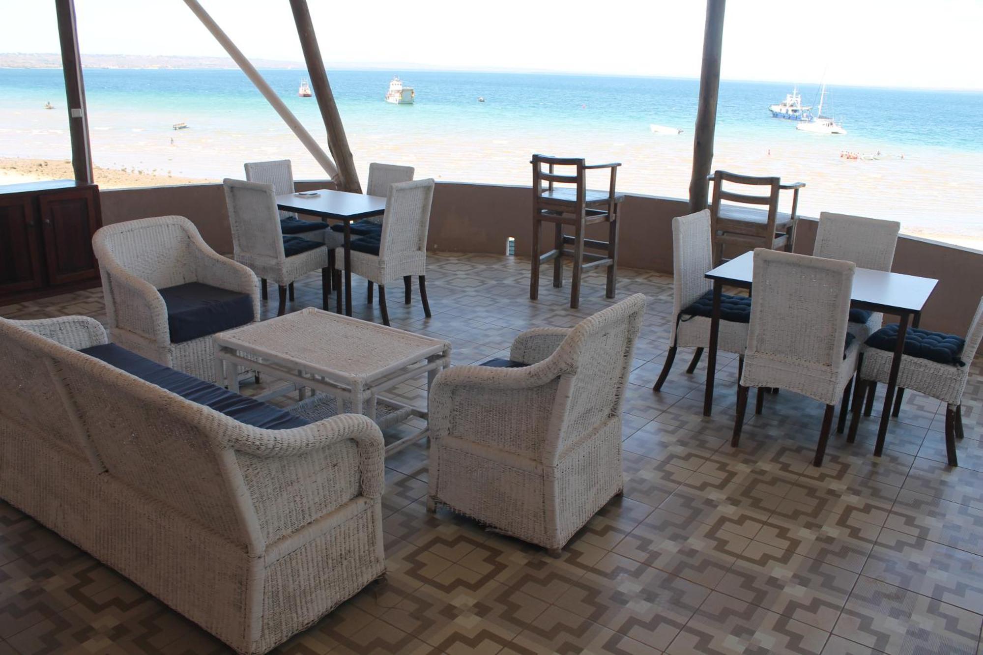 Wharf Side Inn Pemba Buitenkant foto
